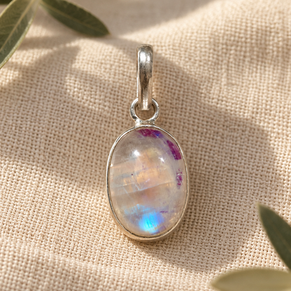 Colgante Amor de Piedra Luna en Plata de Ley 925