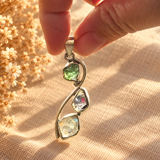Moldavita, Herkimer y Vidrio Líbico 4gr · Colgante La Tríada · Plata 925