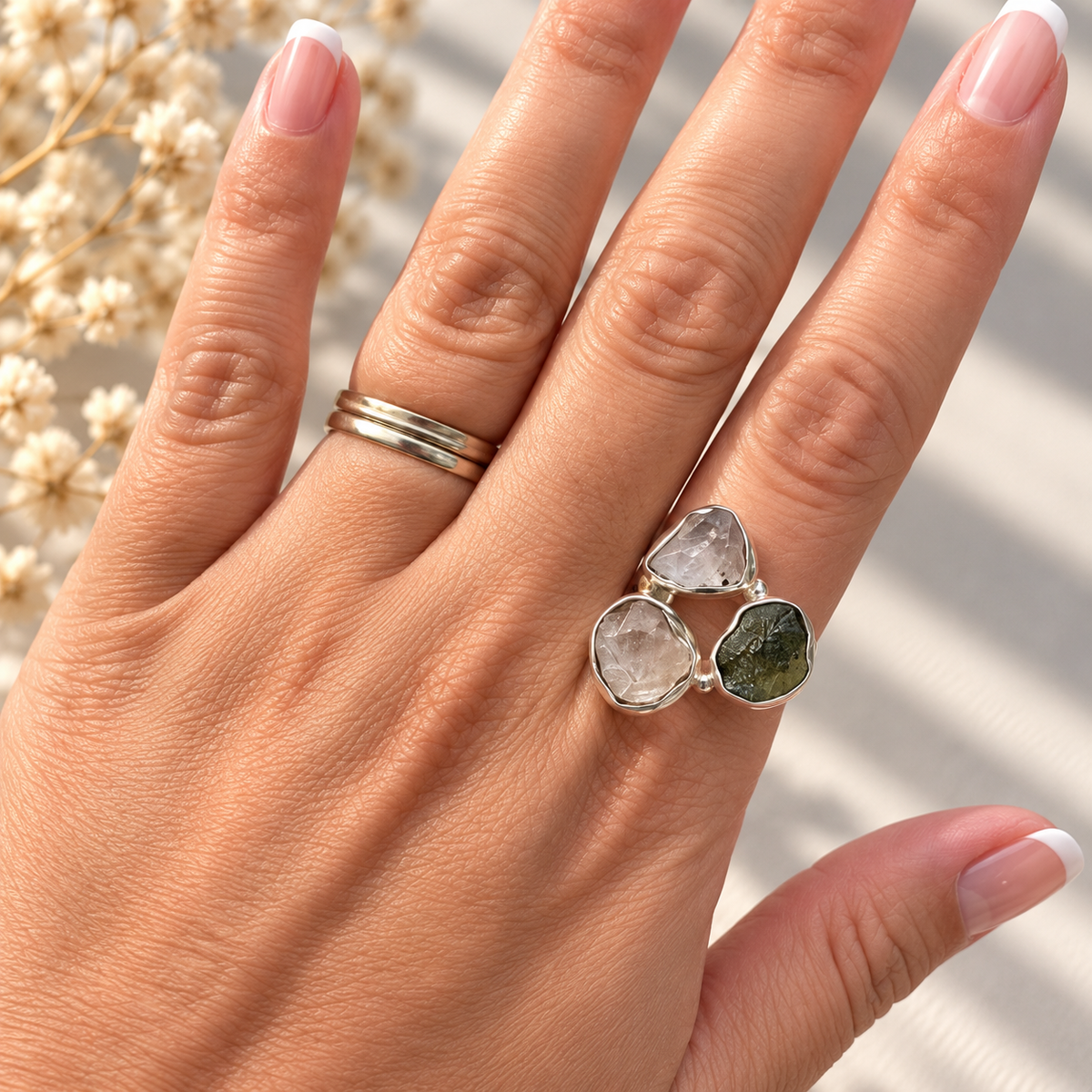 Moldavita, Herkimer y Vidrio Líbico · Anillo La Tríada · Plata 925 · Talla 7